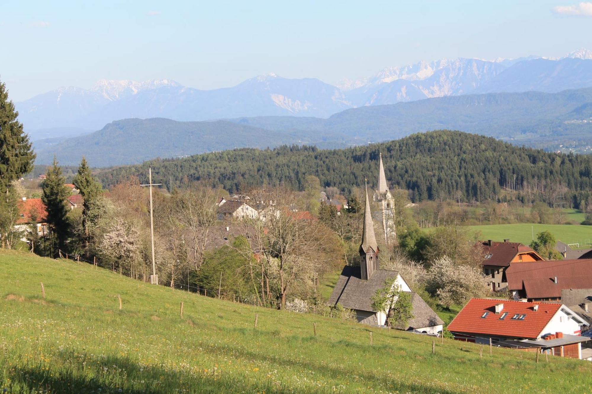 Gaestehaus Groeblacher Köstenberg エクステリア 写真